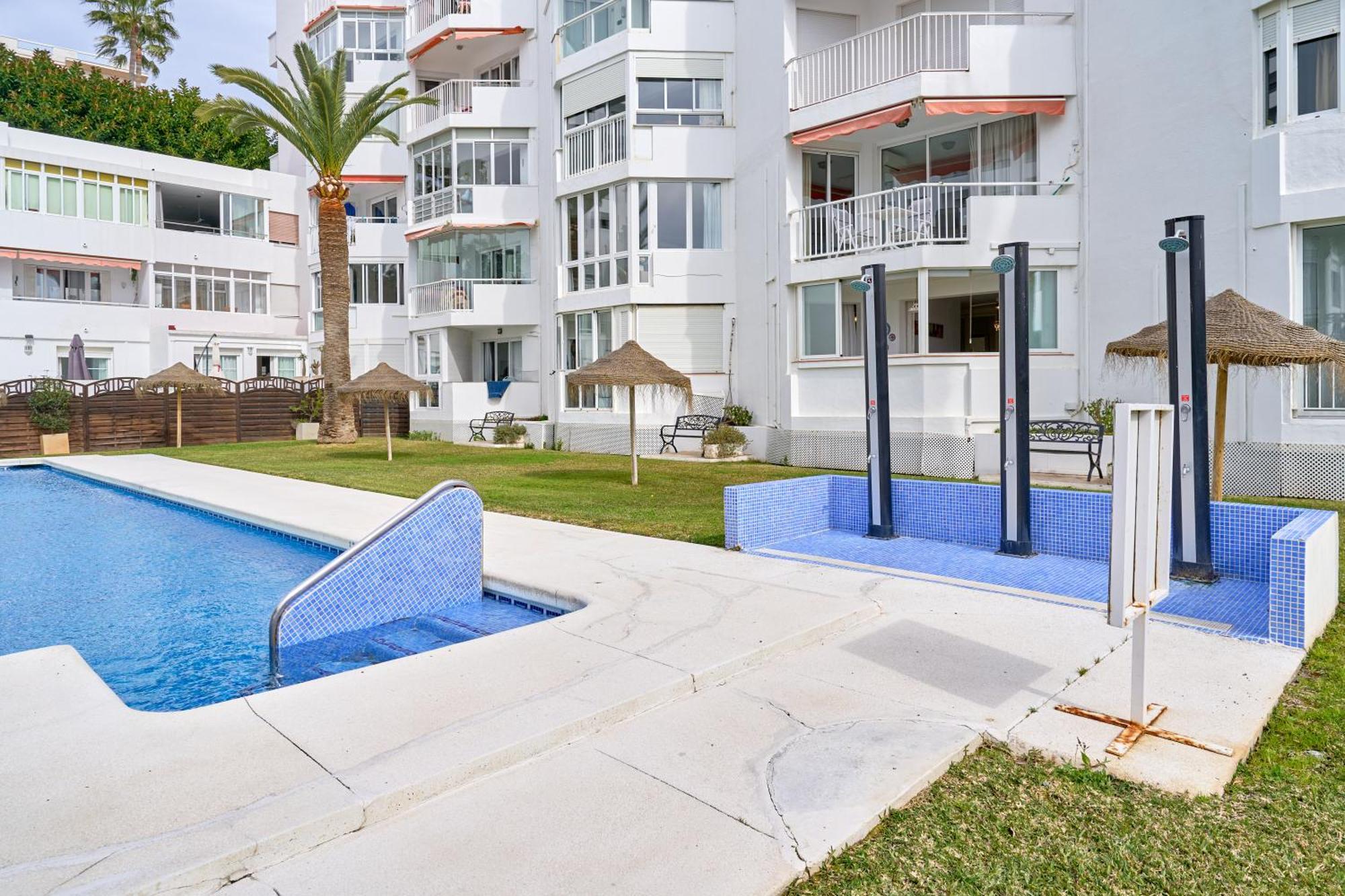 Comfortable Studio Apt Nerja Esterno foto